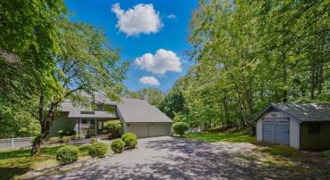 4929 S WINDSWEPT LN, MARSHALL, Virginia, 4 Bedrooms Bedrooms, ,4 BathroomsBathrooms,Residential,4929 S WINDSWEPT LN,VAFQ2016672 MLS # VAFQ2016672