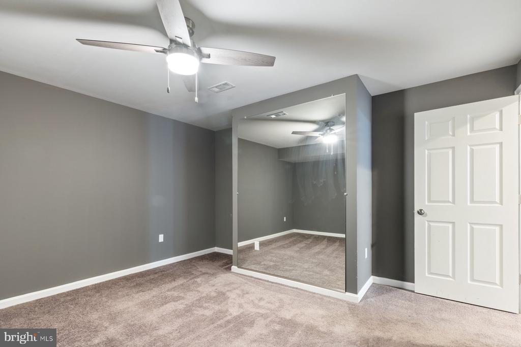 5505 SPRING BLUFF CT, FREDERICKSBURG, Virginia 22407, 6 Bedrooms Bedrooms, ,4 BathroomsBathrooms,Residential,5505 SPRING BLUFF CT,VASP2033170 MLS # VASP2033170
