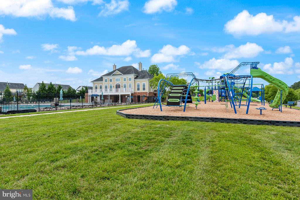5505 SPRING BLUFF CT, FREDERICKSBURG, Virginia 22407, 6 Bedrooms Bedrooms, ,4 BathroomsBathrooms,Residential,5505 SPRING BLUFF CT,VASP2033170 MLS # VASP2033170