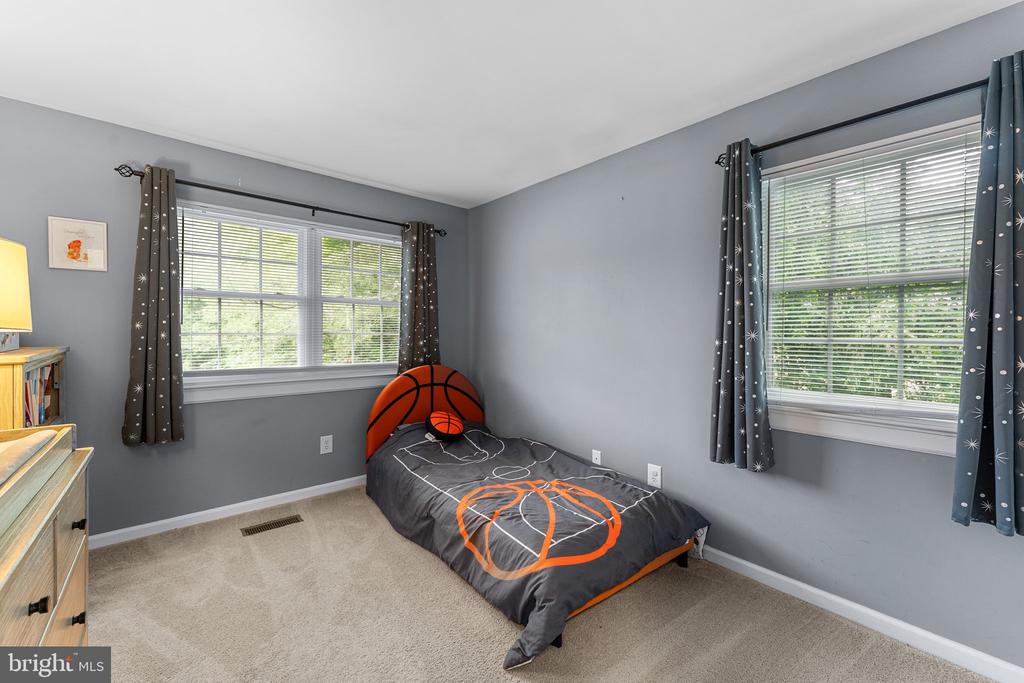 133 WOODLAKE DR, CHARLOTTESVILLE, Virginia 22901, 3 Bedrooms Bedrooms, ,1 BathroomBathrooms,Residential,133 WOODLAKE DR,VAAB2000986 MLS # VAAB2000986