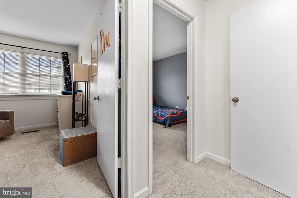 133 WOODLAKE DR, CHARLOTTESVILLE, Virginia 22901, 3 Bedrooms Bedrooms, ,1 BathroomBathrooms,Residential,133 WOODLAKE DR,VAAB2000986 MLS # VAAB2000986
