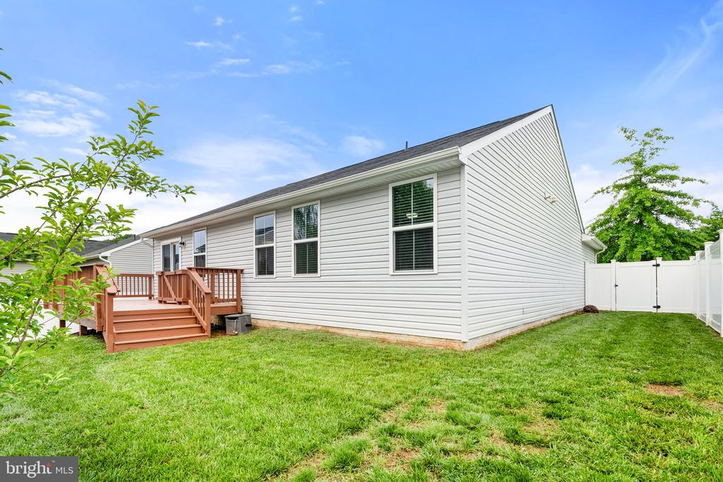 12008 LIVE OAK DR, CULPEPER, Virginia 22701, 3 Bedrooms Bedrooms, ,2 BathroomsBathrooms,Residential,12008 LIVE OAK DR,VACU2010596 MLS # VACU2010596