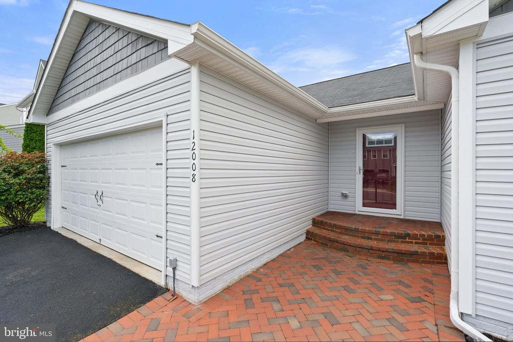 12008 LIVE OAK DR, CULPEPER, Virginia 22701, 3 Bedrooms Bedrooms, ,2 BathroomsBathrooms,Residential,12008 LIVE OAK DR,VACU2010596 MLS # VACU2010596