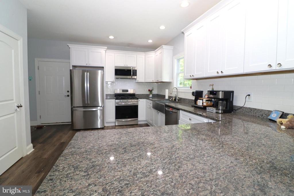 10440 SPERRYVILLE PIKE, CULPEPER, Virginia 22701, 4 Bedrooms Bedrooms, ,3 BathroomsBathrooms,Residential,10440 SPERRYVILLE PIKE,VACU2010590 MLS # VACU2010590