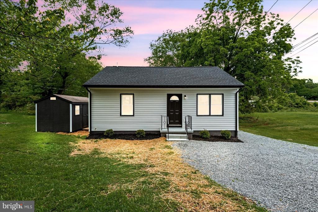 105 CAMMACK ST, LOUISA, Virginia 23093, 2 Bedrooms Bedrooms, ,2 BathroomsBathrooms,Residential,105 CAMMACK ST,VALA2007860 MLS # VALA2007860