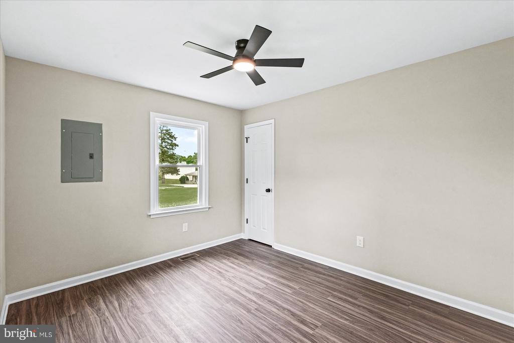 105 CAMMACK ST, LOUISA, Virginia 23093, 2 Bedrooms Bedrooms, ,2 BathroomsBathrooms,Residential,105 CAMMACK ST,VALA2007860 MLS # VALA2007860