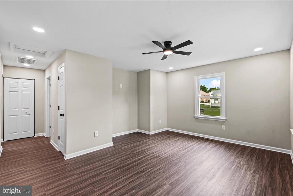 105 CAMMACK ST, LOUISA, Virginia 23093, 2 Bedrooms Bedrooms, ,2 BathroomsBathrooms,Residential,105 CAMMACK ST,VALA2007860 MLS # VALA2007860