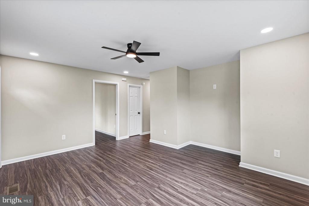 105 CAMMACK ST, LOUISA, Virginia 23093, 2 Bedrooms Bedrooms, ,2 BathroomsBathrooms,Residential,105 CAMMACK ST,VALA2007860 MLS # VALA2007860