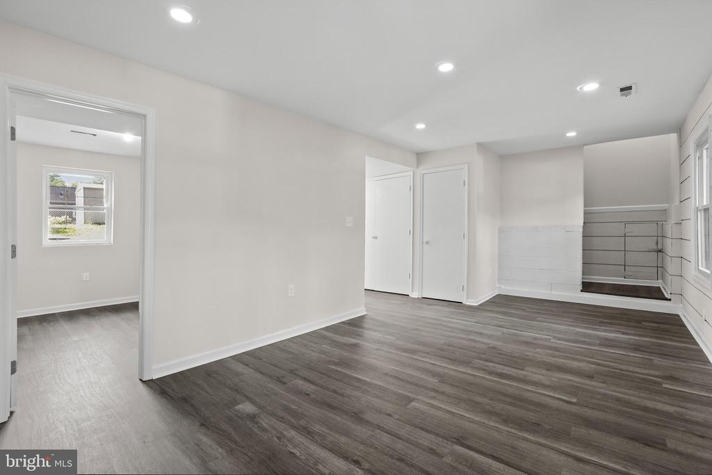 313 BURMAN LN, FREDERICKSBURG, Virginia 22407, 4 Bedrooms Bedrooms, ,3 BathroomsBathrooms,Residential,313 BURMAN LN,VASP2032916 MLS # VASP2032916