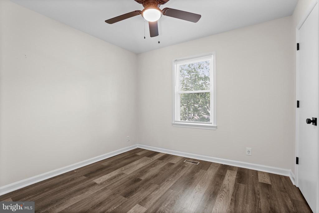 313 BURMAN LN, FREDERICKSBURG, Virginia 22407, 4 Bedrooms Bedrooms, ,3 BathroomsBathrooms,Residential,313 BURMAN LN,VASP2032916 MLS # VASP2032916