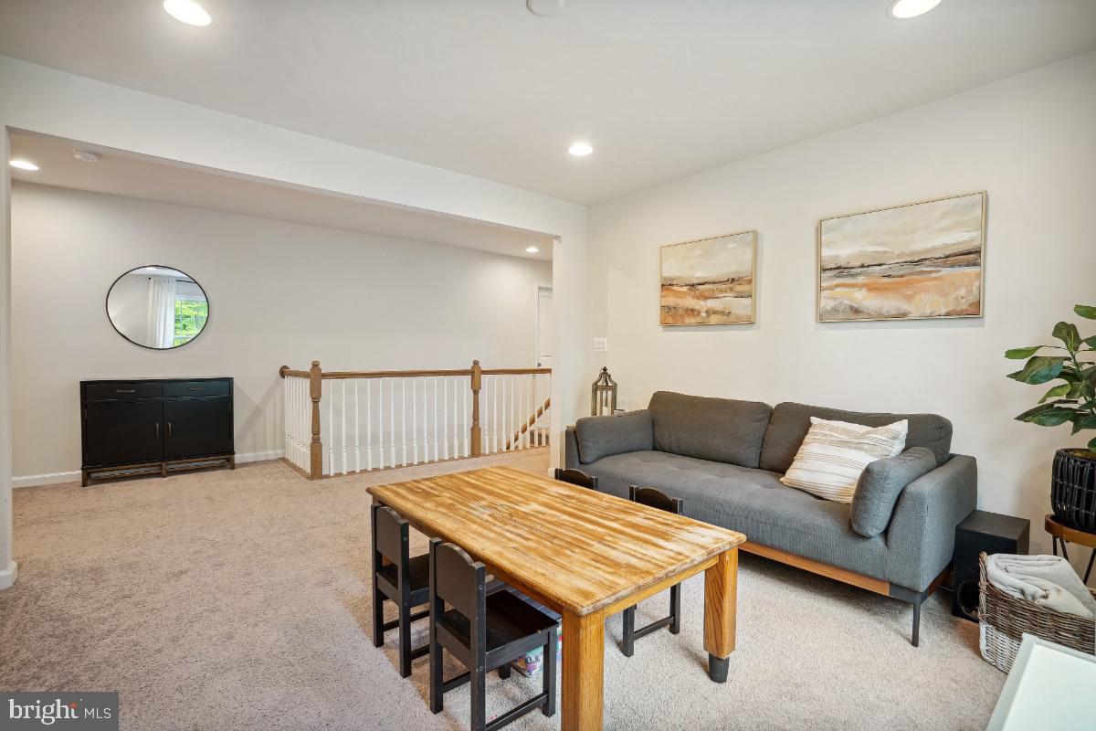 13004 BEARINGTON MNR, FREDERICKSBURG, Virginia 22407, 4 Bedrooms Bedrooms, ,4 BathroomsBathrooms,Residential,For sale,13004 BEARINGTON MNR,VASP2031420 MLS # VASP2031420