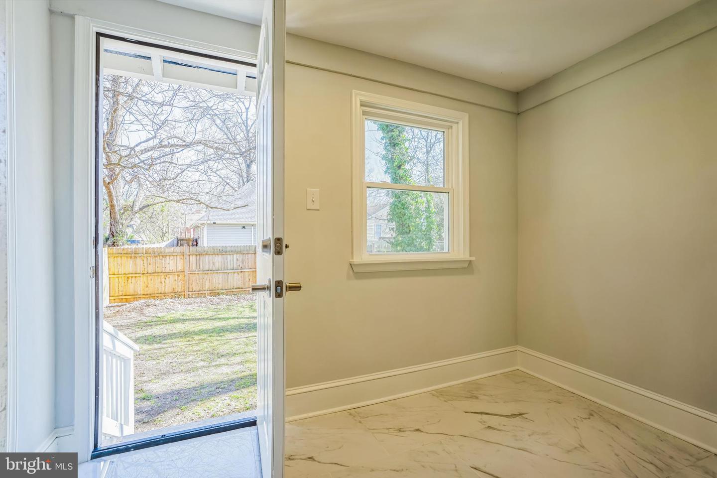 3406 STOCKTON ST, RICHMOND, Virginia 23224, 3 Bedrooms Bedrooms, 5 Rooms Rooms,1 BathroomBathrooms,Residential,For sale,3406 STOCKTON ST,VARC2000640 MLS # VARC2000640