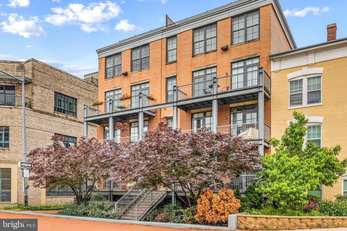 2412 17TH ST NW #102, WASHINGTON, District Of Columbia 20009, 2 Bedrooms Bedrooms, ,1 BathroomBathrooms,Residential,For sale,2412 17TH ST NW #102,DCDC2191676 MLS # DCDC2191676