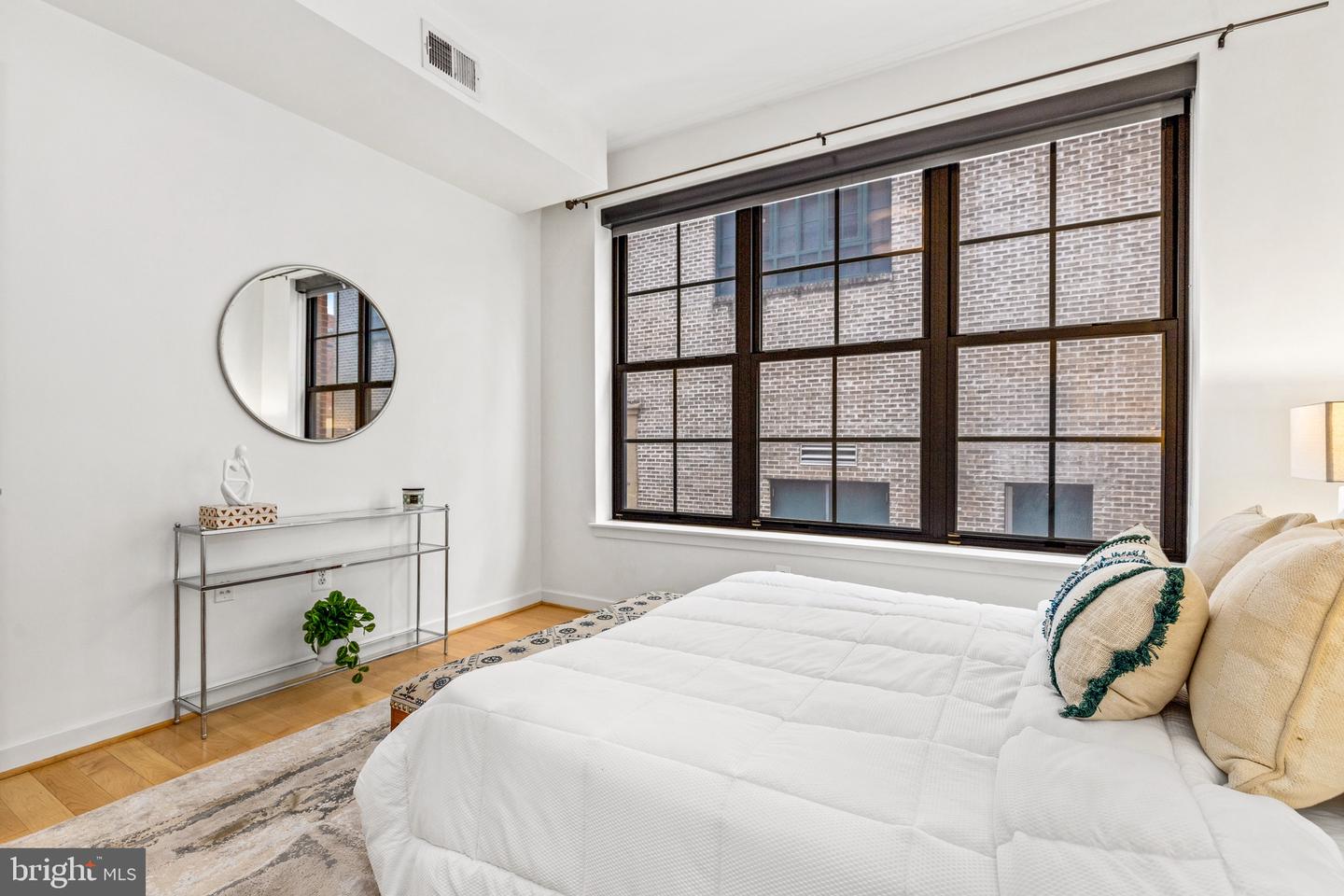 2412 17TH ST NW #102, WASHINGTON, District Of Columbia 20009, 2 Bedrooms Bedrooms, ,1 BathroomBathrooms,Residential,For sale,2412 17TH ST NW #102,DCDC2191676 MLS # DCDC2191676
