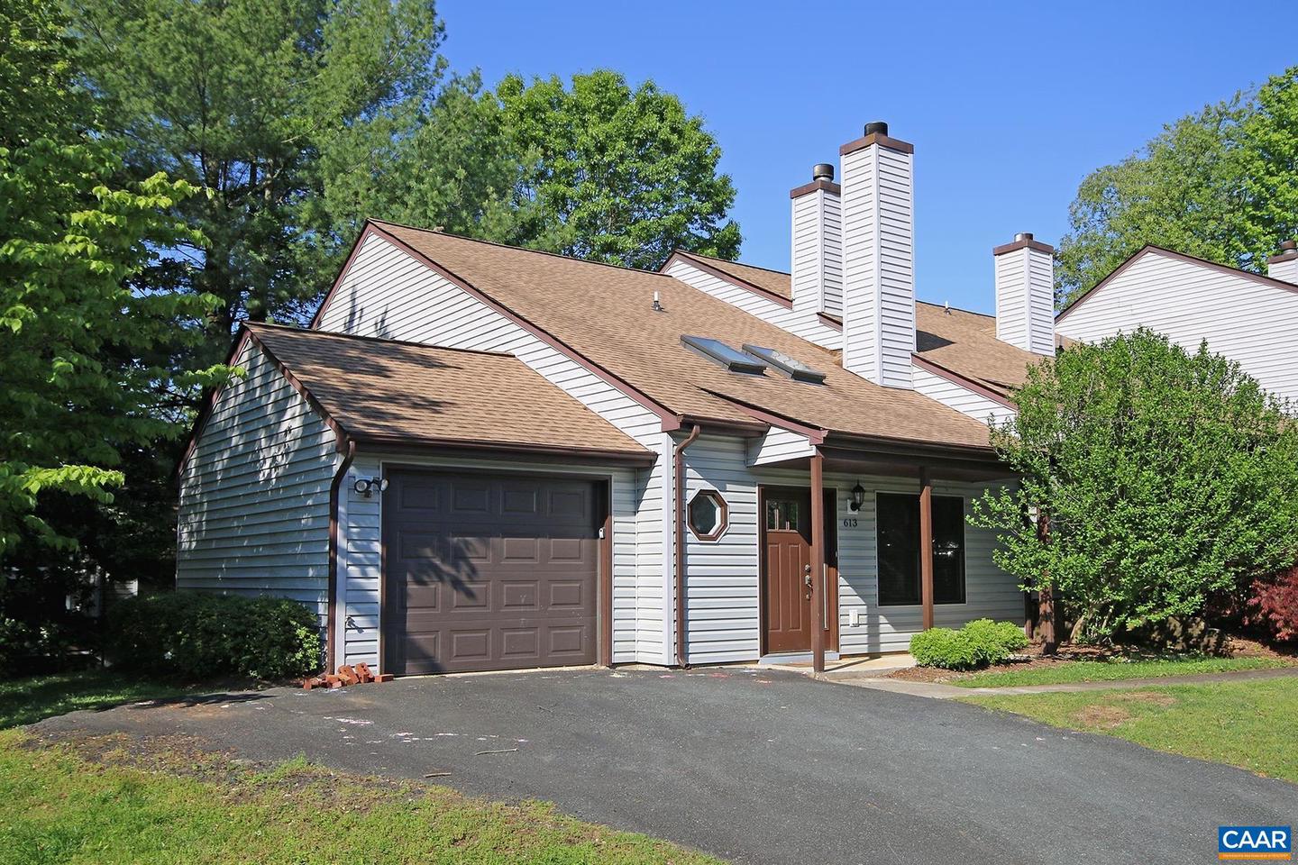 613 WHITCOVER CIR, CHARLOTTESVILLE, Virginia 22901, 3 Bedrooms Bedrooms, ,2 BathroomsBathrooms,Residential,For sale,613 WHITCOVER CIR,662301 MLS # 662301