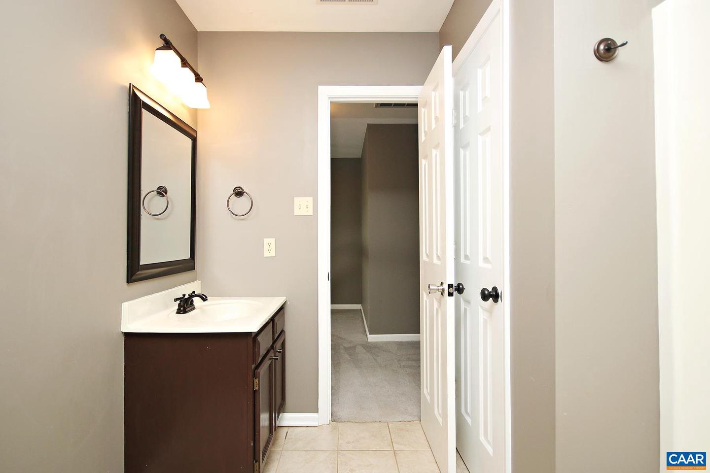613 WHITCOVER CIR, CHARLOTTESVILLE, Virginia 22901, 3 Bedrooms Bedrooms, ,2 BathroomsBathrooms,Residential,For sale,613 WHITCOVER CIR,662301 MLS # 662301