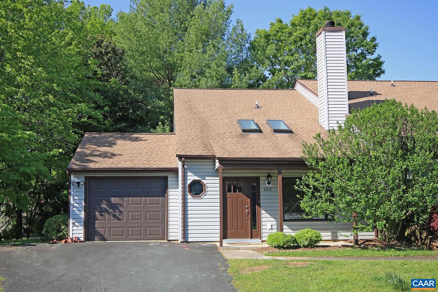 613 WHITCOVER CIR, CHARLOTTESVILLE, Virginia 22901, 3 Bedrooms Bedrooms, ,2 BathroomsBathrooms,Residential,For sale,613 WHITCOVER CIR,662301 MLS # 662301