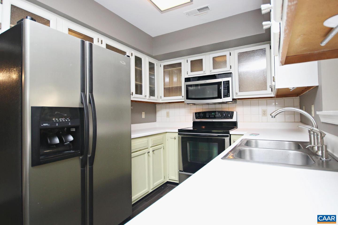 613 WHITCOVER CIR, CHARLOTTESVILLE, Virginia 22901, 3 Bedrooms Bedrooms, ,2 BathroomsBathrooms,Residential,For sale,613 WHITCOVER CIR,662301 MLS # 662301