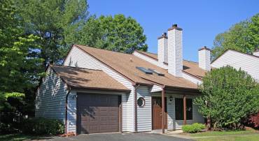 613 WHITCOVER CIR, CHARLOTTESVILLE, Virginia 22901, 3 Bedrooms Bedrooms, ,2 BathroomsBathrooms,Residential,For sale,613 WHITCOVER CIR,662301 MLS # 662301
