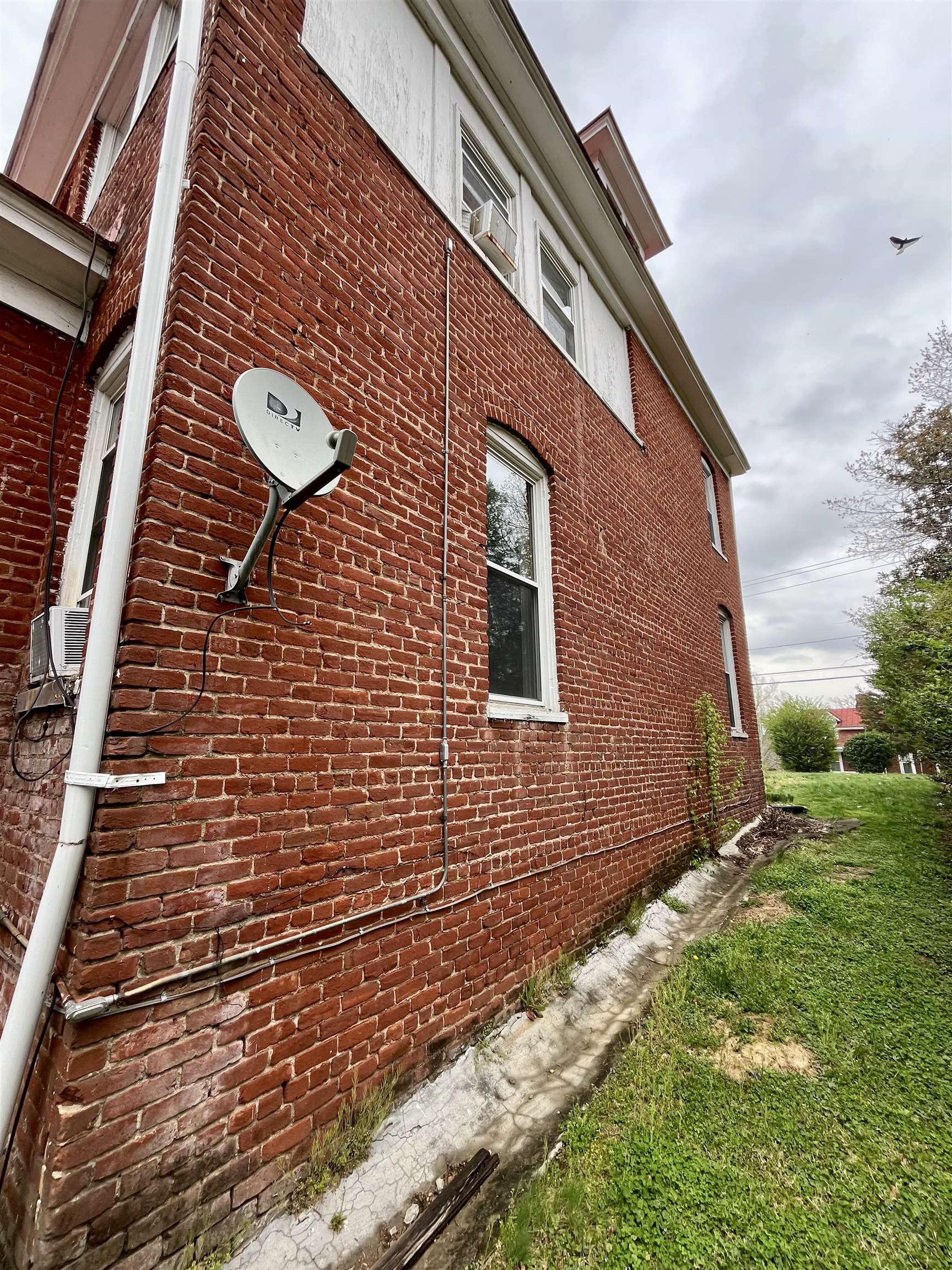 501 RIDGE ST, CHARLOTTESVILLE, Virginia 22902, 5 Bedrooms Bedrooms, ,2 BathroomsBathrooms,Residential,501 RIDGE ST,662760 MLS # 662760