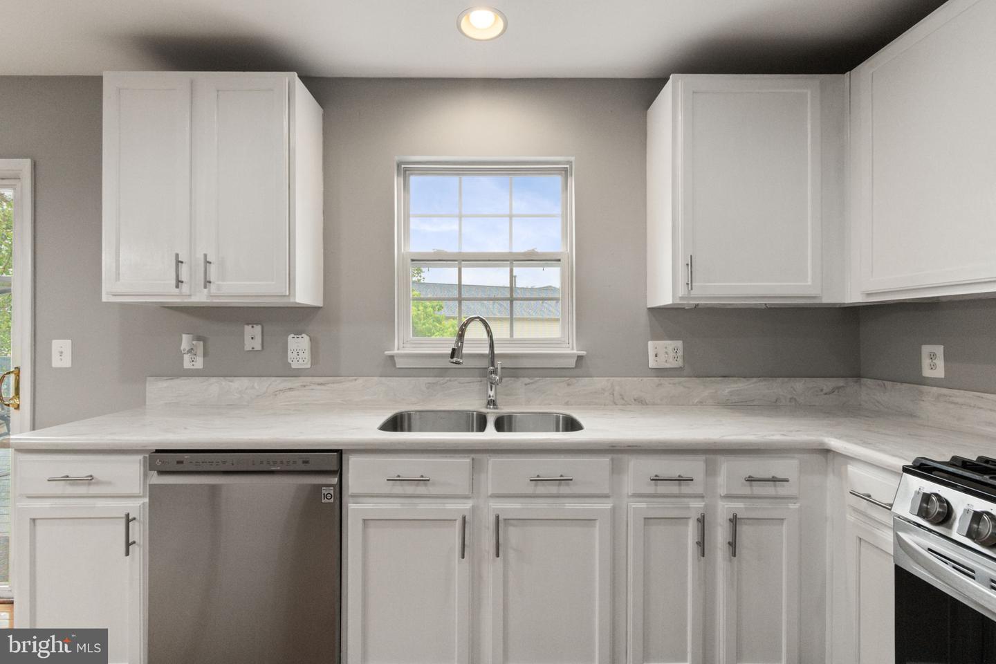 60 RIPLEY RD, STAFFORD, Virginia 22556, 4 Bedrooms Bedrooms, ,4 BathroomsBathrooms,Residential,For sale,60 RIPLEY RD,VAST2037550 MLS # VAST2037550