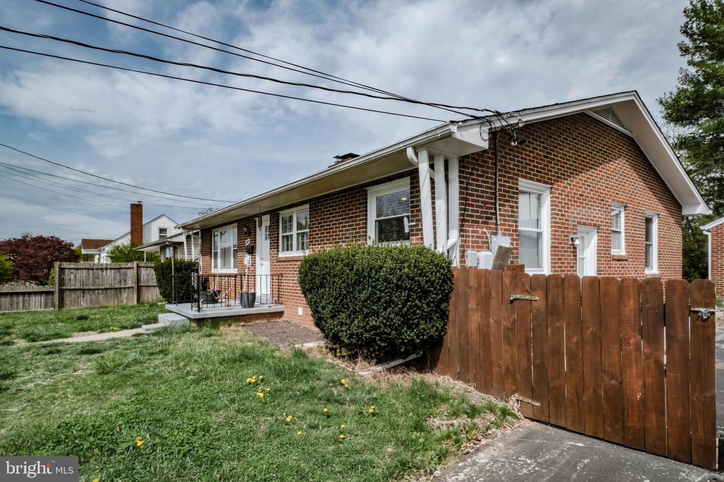 205 POLK AVE, FRONT ROYAL, Virginia 22630, 3 Bedrooms Bedrooms, ,2 BathroomsBathrooms,Residential,For sale,205 POLK AVE,VAWR2010822 MLS # VAWR2010822