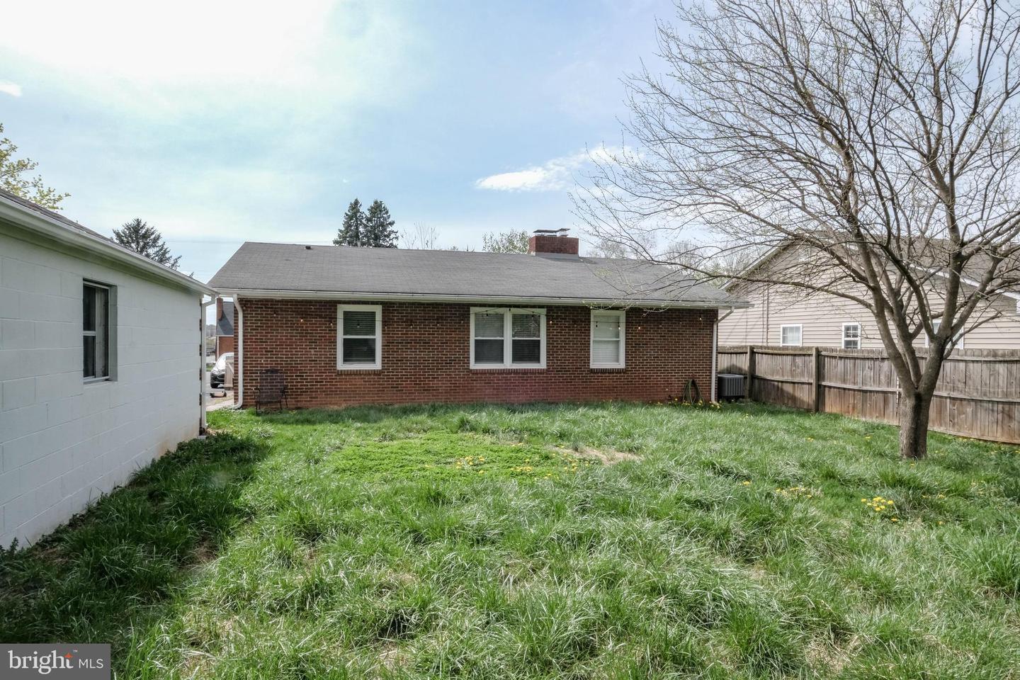 205 POLK AVE, FRONT ROYAL, Virginia 22630, 3 Bedrooms Bedrooms, ,2 BathroomsBathrooms,Residential,For sale,205 POLK AVE,VAWR2010822 MLS # VAWR2010822
