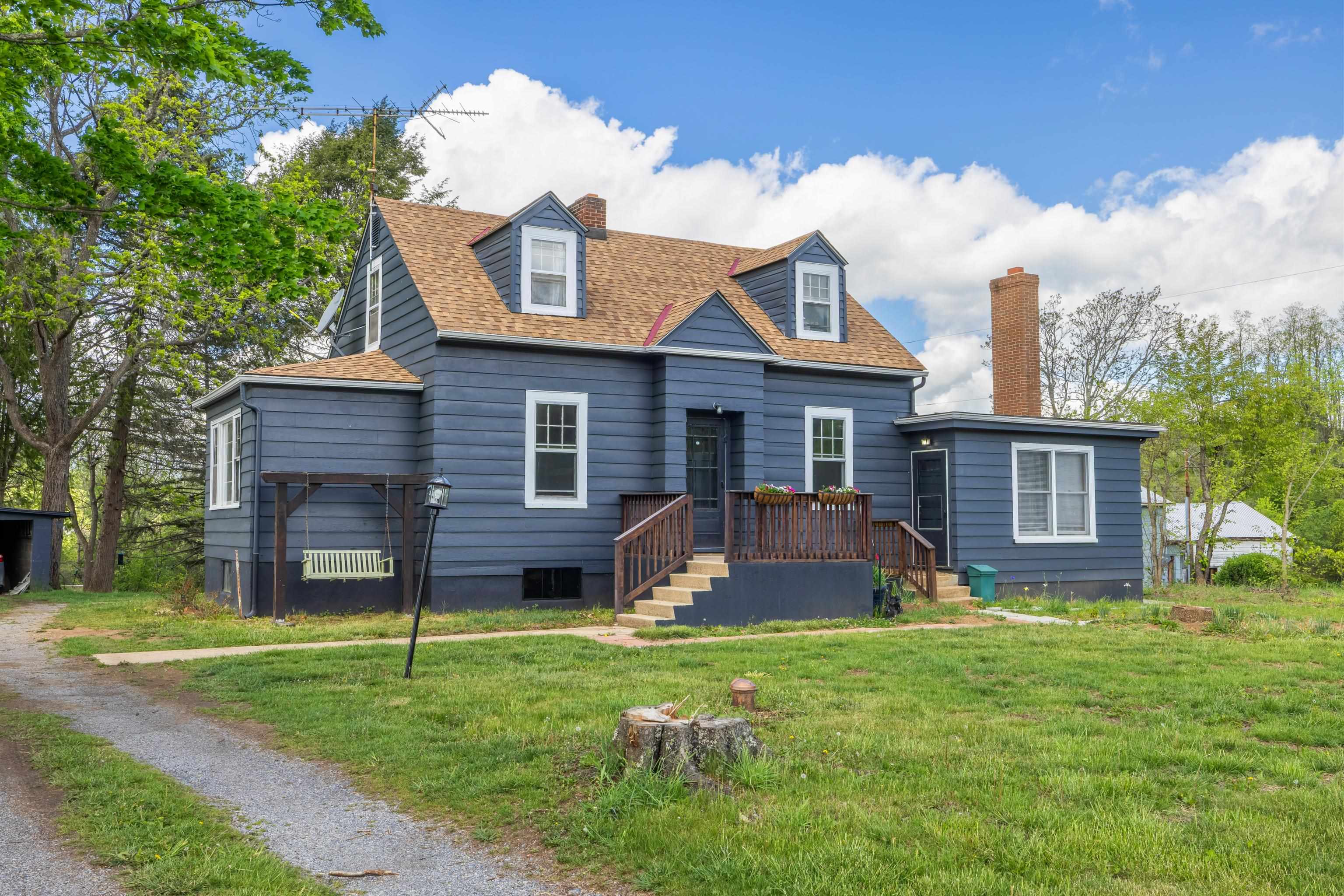 93 EIDSON CREEK RD, STAUNTON, Virginia 24401, 3 Bedrooms Bedrooms, ,2 BathroomsBathrooms,Residential,93 EIDSON CREEK RD,664658 MLS # 664658