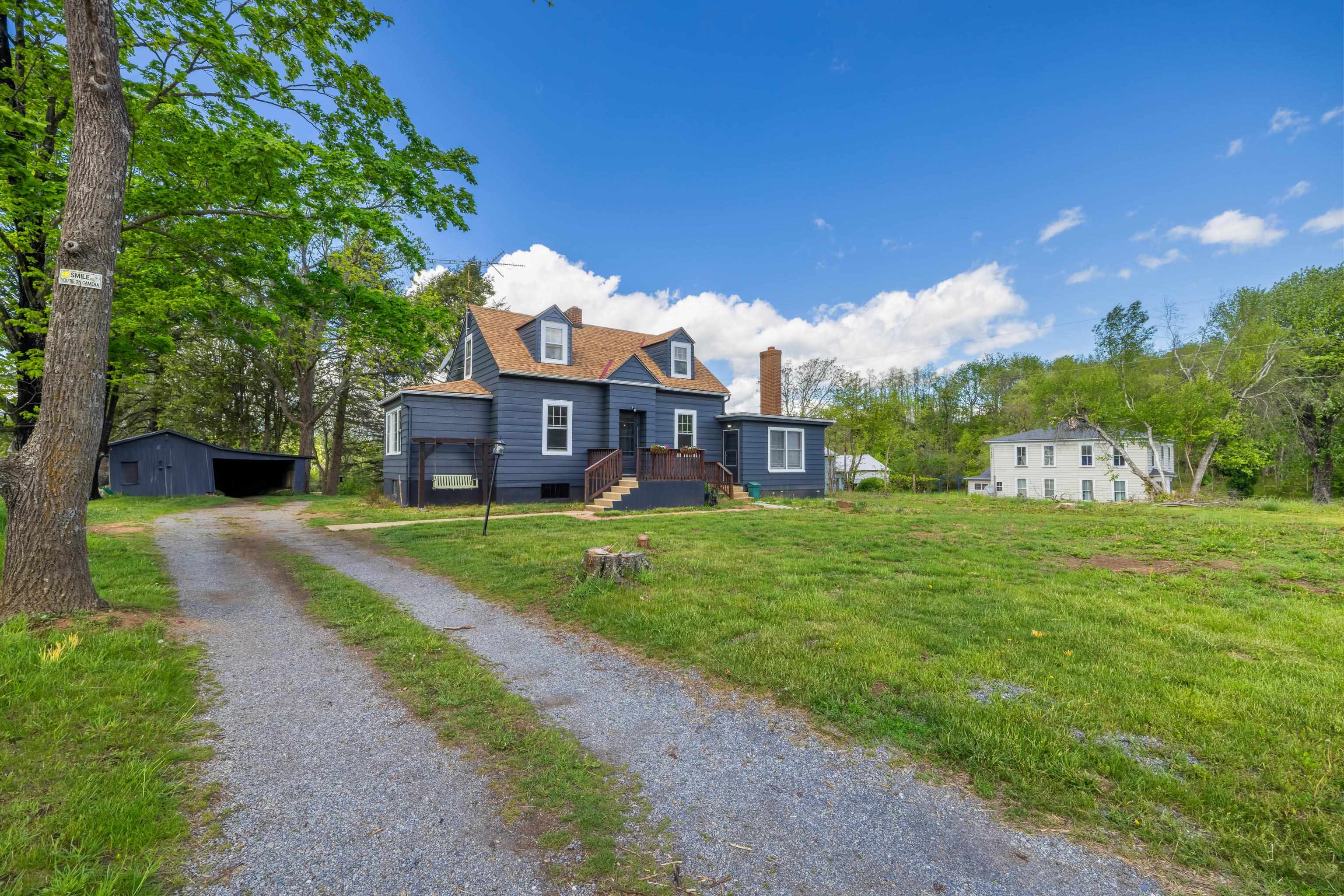 93 EIDSON CREEK RD, STAUNTON, Virginia 24401, 3 Bedrooms Bedrooms, ,2 BathroomsBathrooms,Residential,93 EIDSON CREEK RD,664658 MLS # 664658