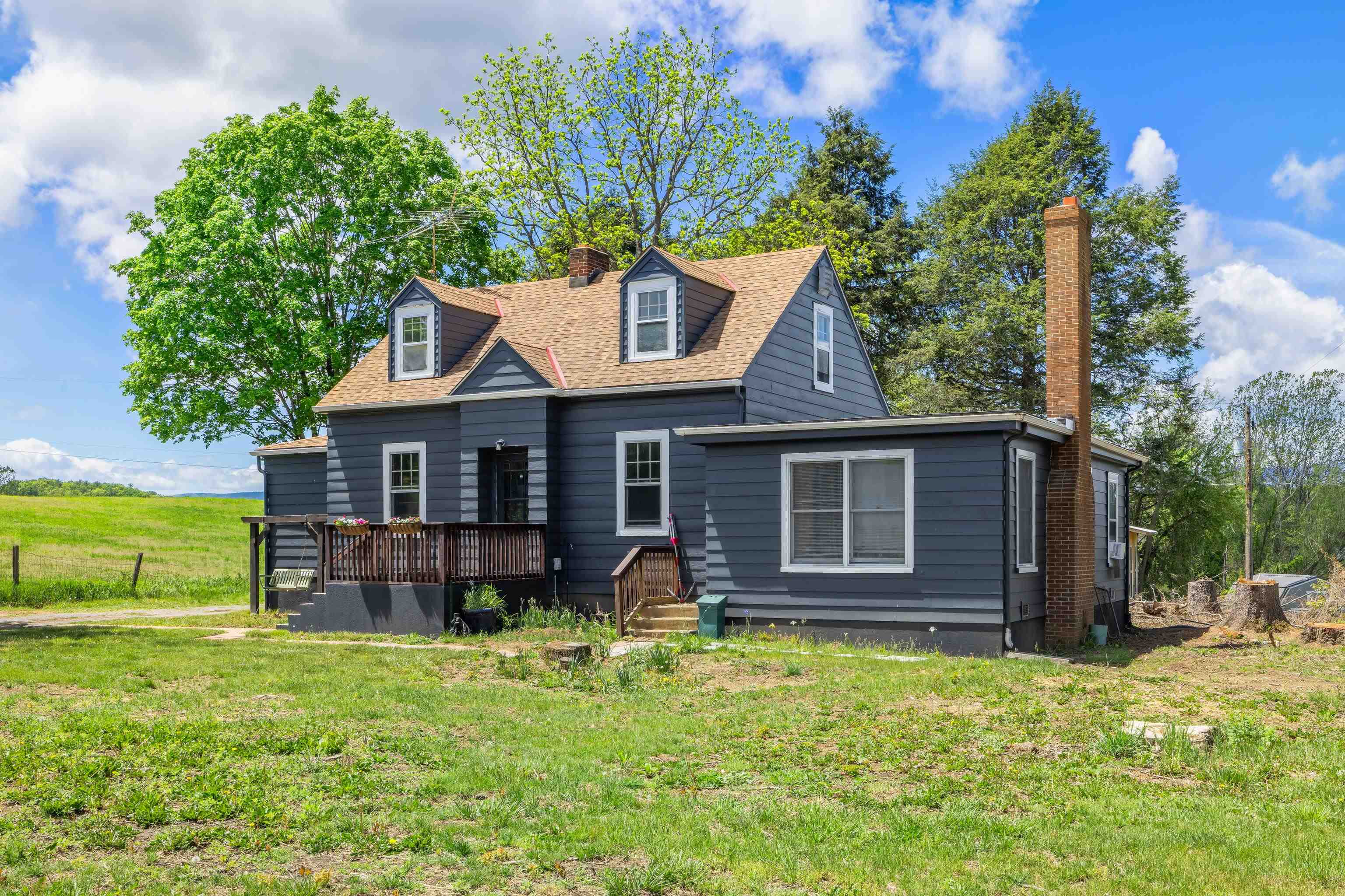 93 EIDSON CREEK RD, STAUNTON, Virginia 24401, 3 Bedrooms Bedrooms, ,2 BathroomsBathrooms,Residential,93 EIDSON CREEK RD,664658 MLS # 664658