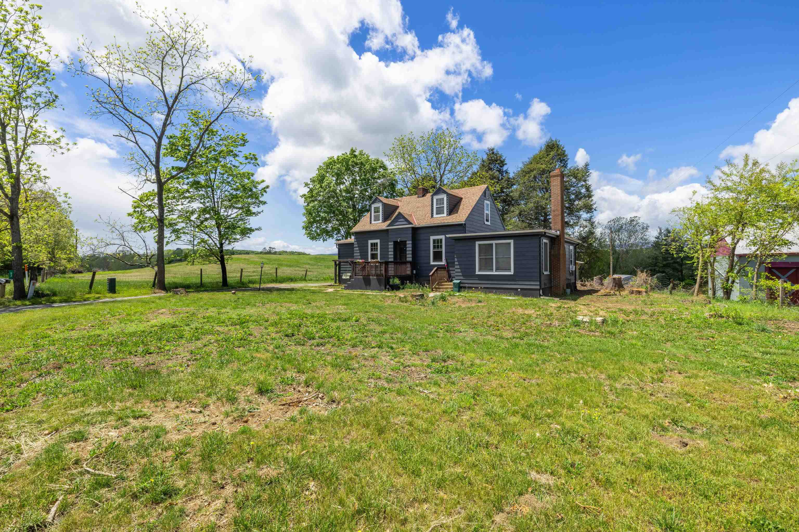 93 EIDSON CREEK RD, STAUNTON, Virginia 24401, 3 Bedrooms Bedrooms, ,2 BathroomsBathrooms,Residential,93 EIDSON CREEK RD,664658 MLS # 664658