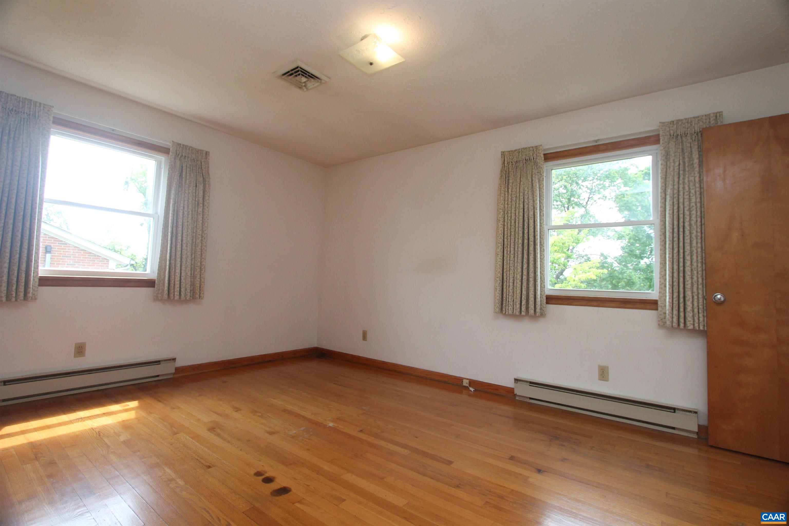 5649 PARK RD, CROZET, Virginia 22932, 3 Bedrooms Bedrooms, ,2 BathroomsBathrooms,Residential,5649 PARK RD,664661 MLS # 664661