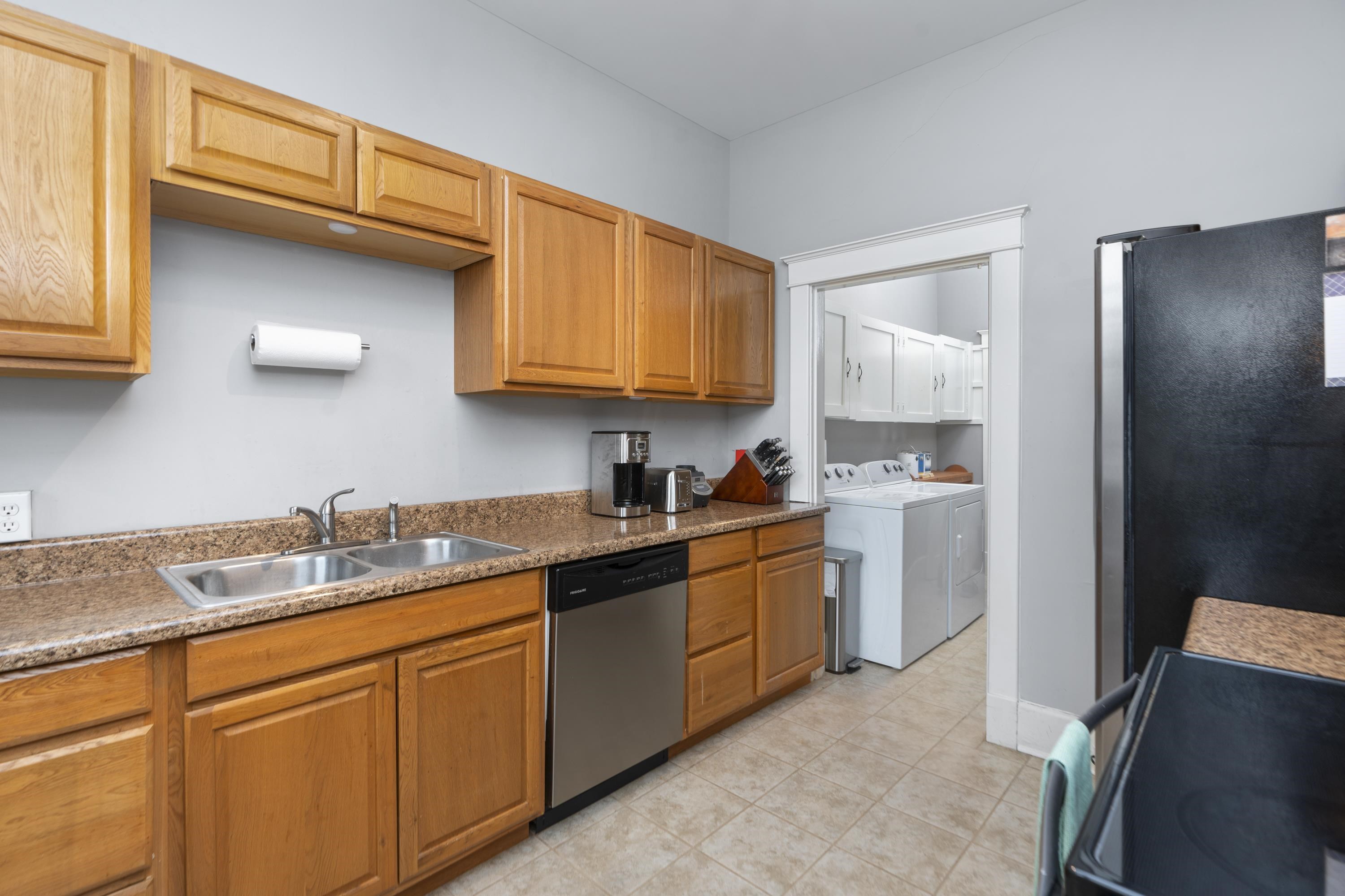 1311 N AUGUSTA ST, STAUNTON, Virginia 24401, 2 Bedrooms Bedrooms, ,1 BathroomBathrooms,Residential,Unit 4,1311 N AUGUSTA ST,664663 MLS # 664663