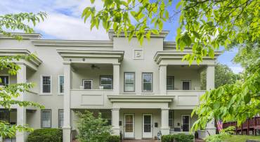 1311 N AUGUSTA ST, STAUNTON, Virginia 24401, 2 Bedrooms Bedrooms, ,1 BathroomBathrooms,Residential,Unit 4,1311 N AUGUSTA ST,664663 MLS # 664663