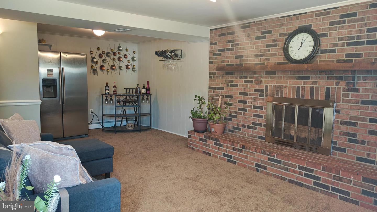 4550 KENDALL DR, WOODBRIDGE, Virginia 22193, 4 Bedrooms Bedrooms, ,2 BathroomsBathrooms,Residential,For sale,4550 KENDALL DR,VAPW2091616 MLS # VAPW2091616