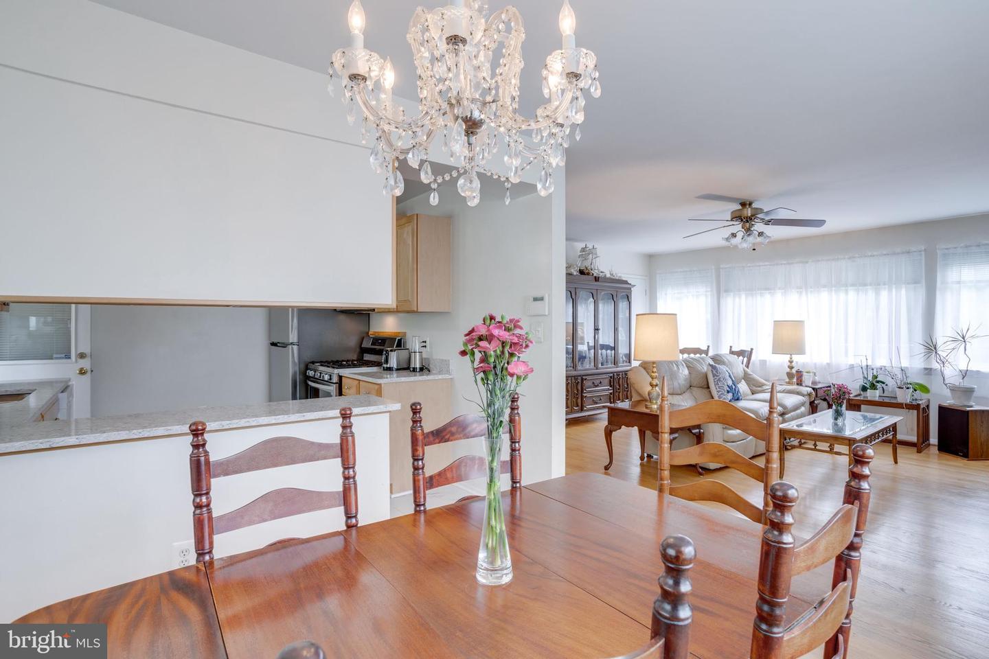 7508 ESSEX AVE, SPRINGFIELD, Virginia 22150, 3 Bedrooms Bedrooms, ,2 BathroomsBathrooms,Residential,For sale,7508 ESSEX AVE,VAFX2233130 MLS # VAFX2233130