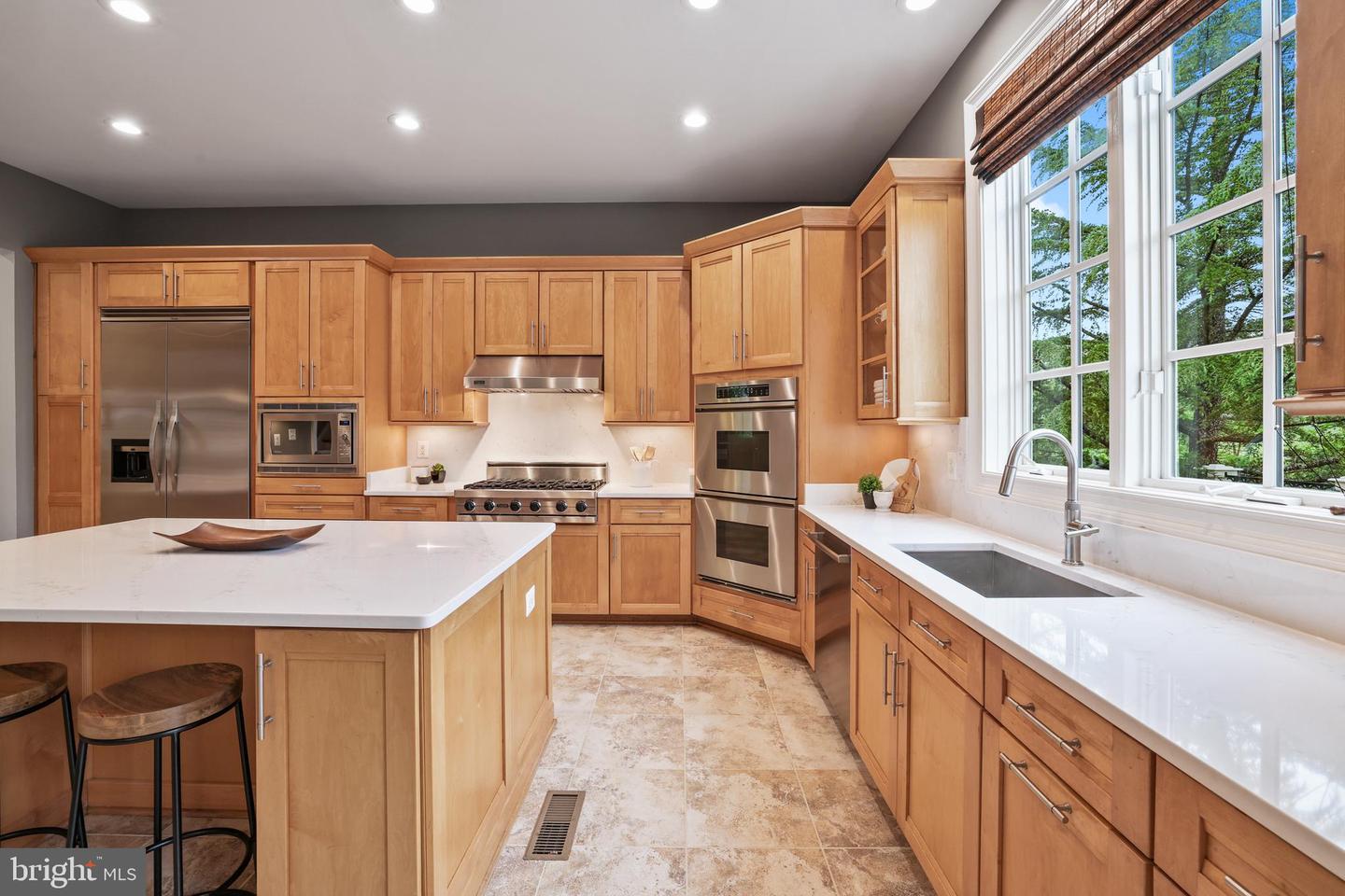 16223 FIELDMASTER CIR, LEESBURG, Virginia 20176, 5 Bedrooms Bedrooms, ,5 BathroomsBathrooms,Residential,For sale,16223 FIELDMASTER CIR,VALO2093476 MLS # VALO2093476