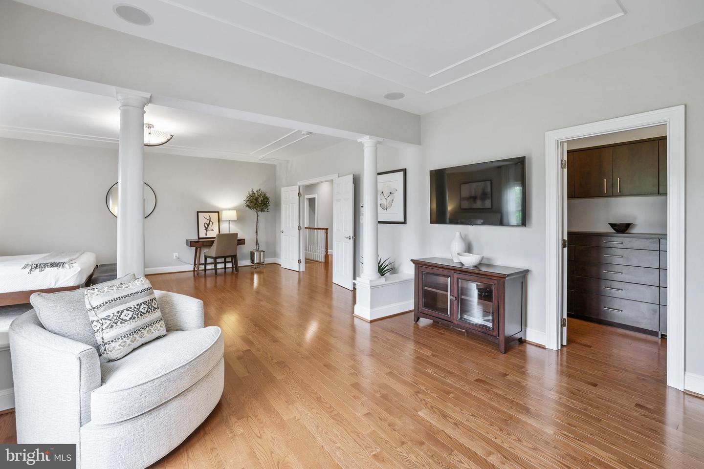 16223 FIELDMASTER CIR, LEESBURG, Virginia 20176, 5 Bedrooms Bedrooms, ,5 BathroomsBathrooms,Residential,For sale,16223 FIELDMASTER CIR,VALO2093476 MLS # VALO2093476