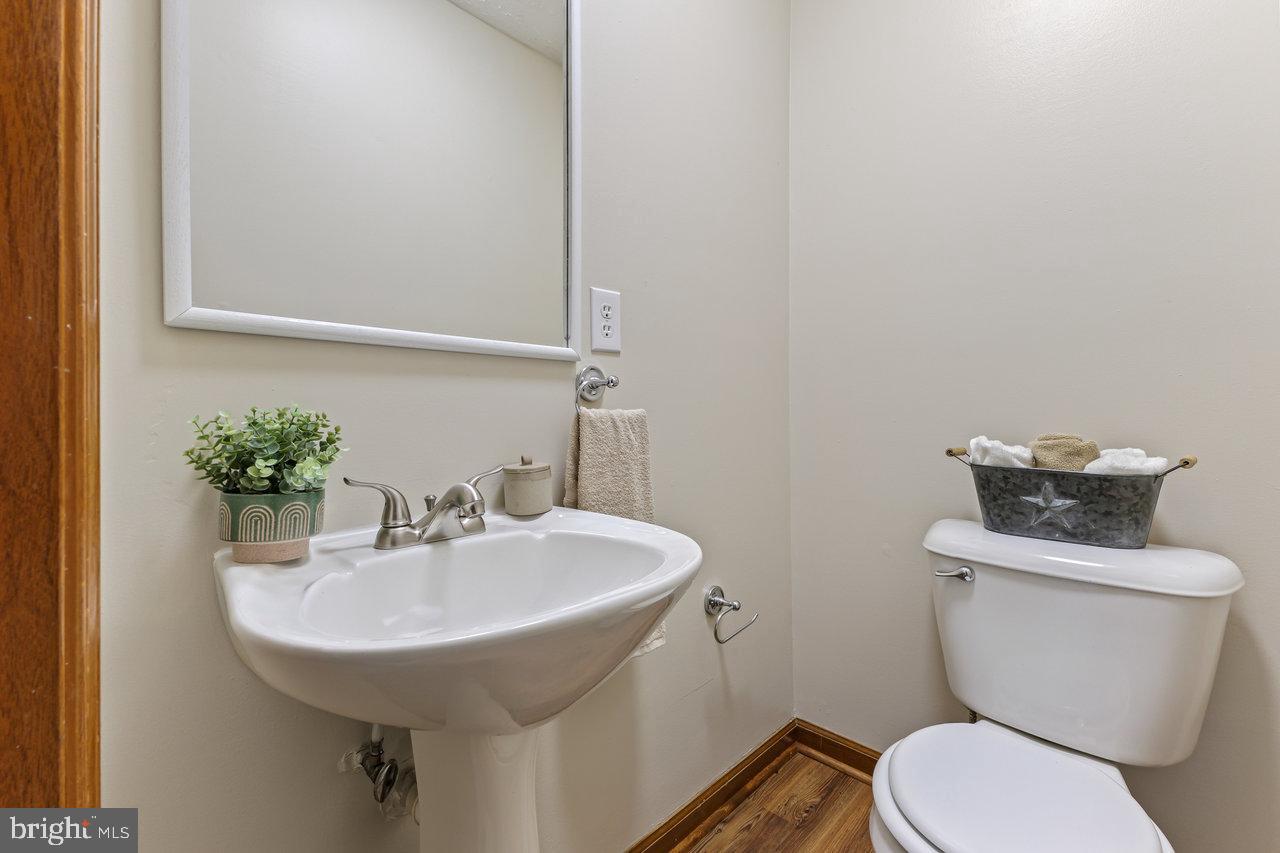 392 WALKER WAY, TIMBERVILLE, Virginia 22853, 3 Bedrooms Bedrooms, ,1 BathroomBathrooms,Residential,For sale,392 WALKER WAY,VARO2002190 MLS # VARO2002190