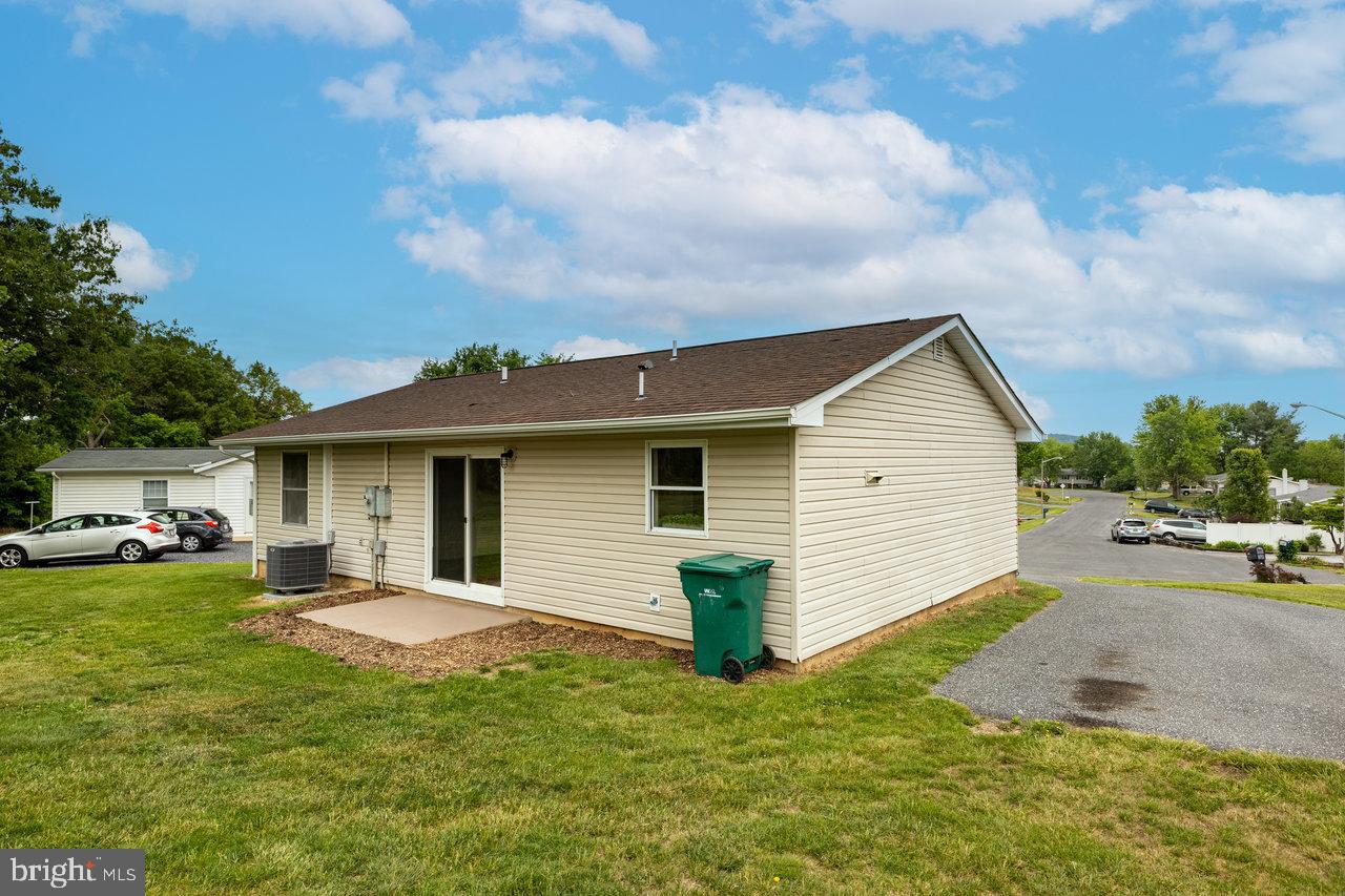 392 WALKER WAY, TIMBERVILLE, Virginia 22853, 3 Bedrooms Bedrooms, ,1 BathroomBathrooms,Residential,For sale,392 WALKER WAY,VARO2002190 MLS # VARO2002190