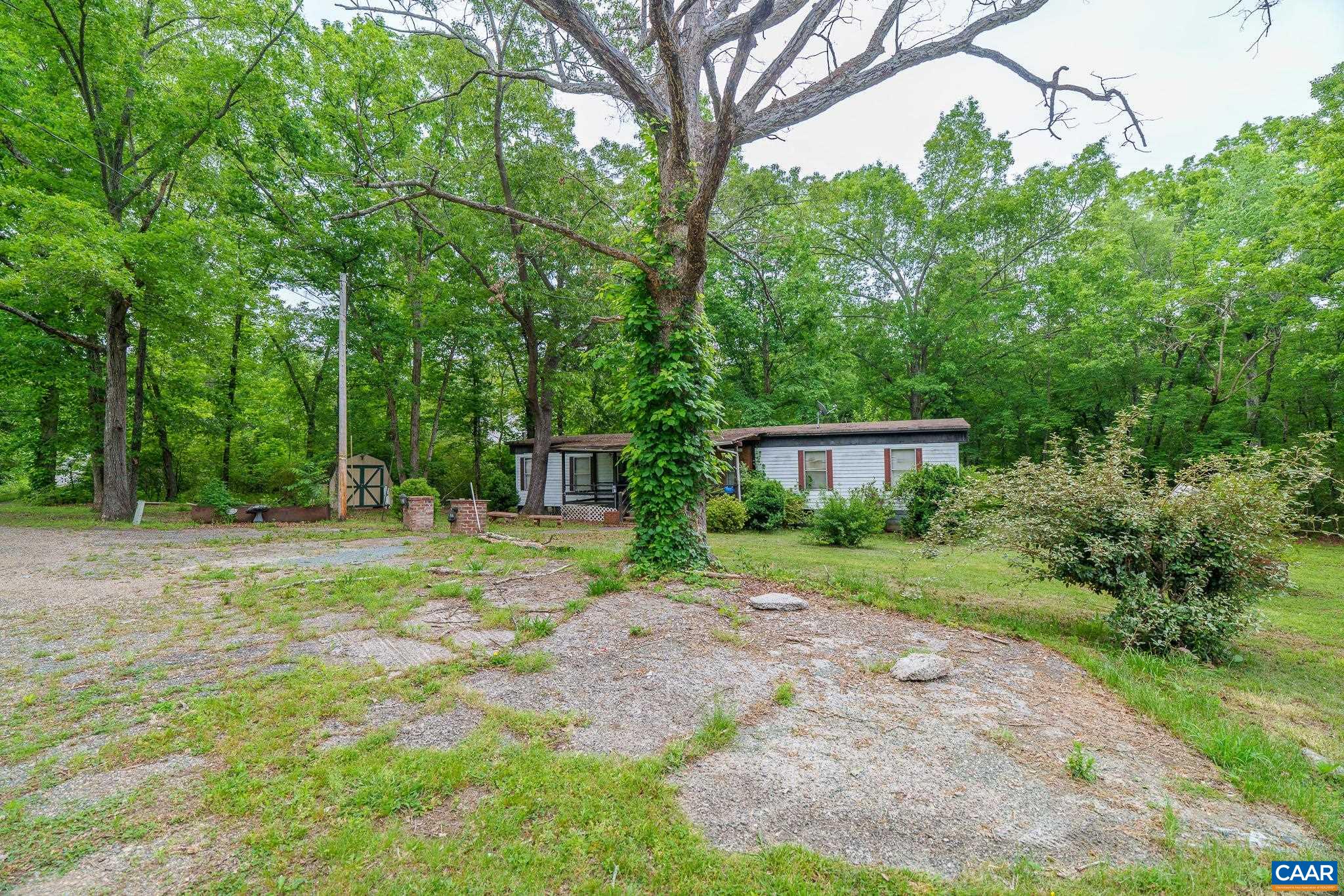3849 EVERETTSVILLE LN, KESWICK, Virginia 22947, 4 Bedrooms Bedrooms, ,2 BathroomsBathrooms,Residential,3849 EVERETTSVILLE LN,664677 MLS # 664677