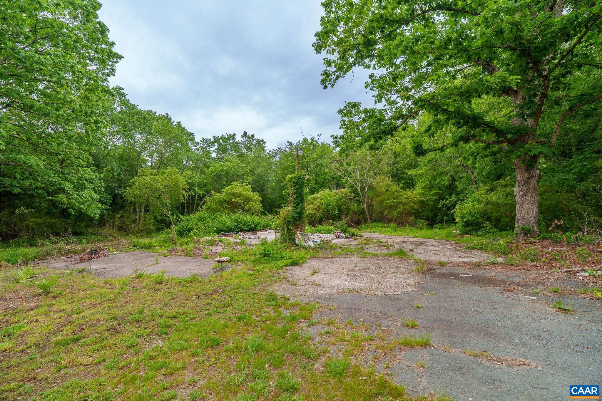 3849 EVERETTSVILLE LN, KESWICK, Virginia 22947, 4 Bedrooms Bedrooms, ,2 BathroomsBathrooms,Residential,3849 EVERETTSVILLE LN,664677 MLS # 664677