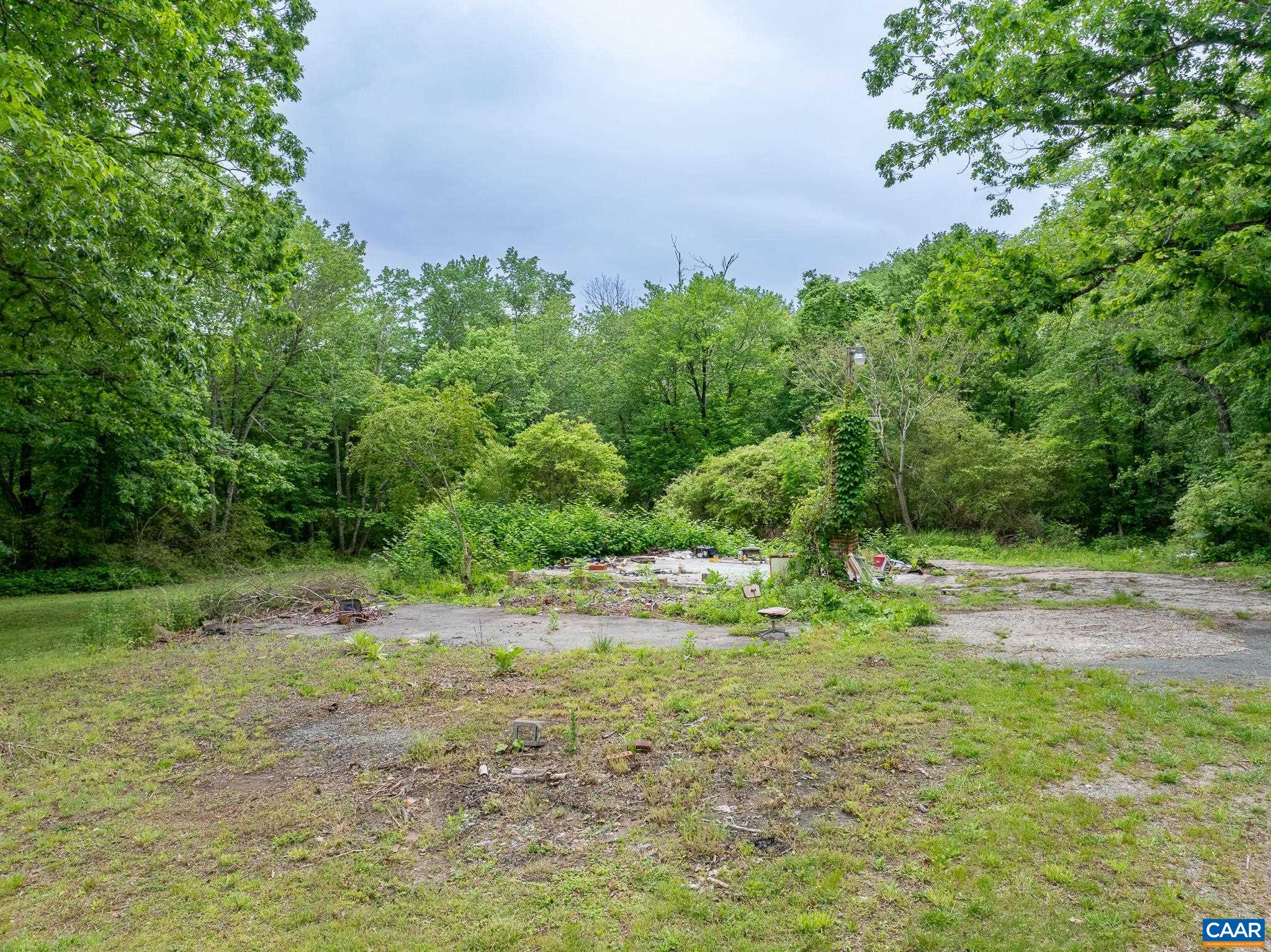 3849 EVERETTSVILLE LN, KESWICK, Virginia 22947, 4 Bedrooms Bedrooms, ,2 BathroomsBathrooms,Residential,3849 EVERETTSVILLE LN,664677 MLS # 664677
