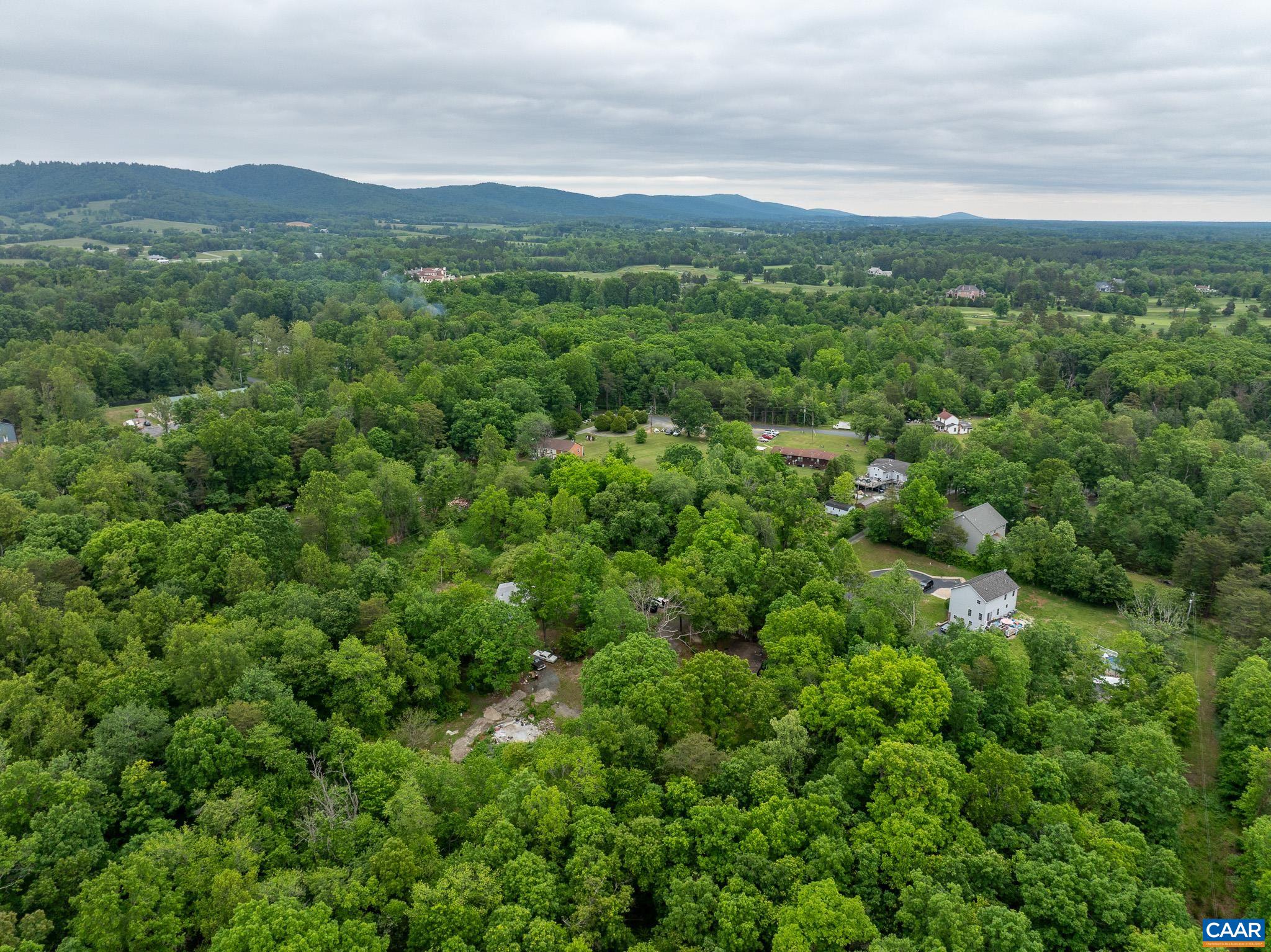 3849 EVERETTSVILLE LN, KESWICK, Virginia 22947, 4 Bedrooms Bedrooms, ,2 BathroomsBathrooms,Residential,3849 EVERETTSVILLE LN,664677 MLS # 664677