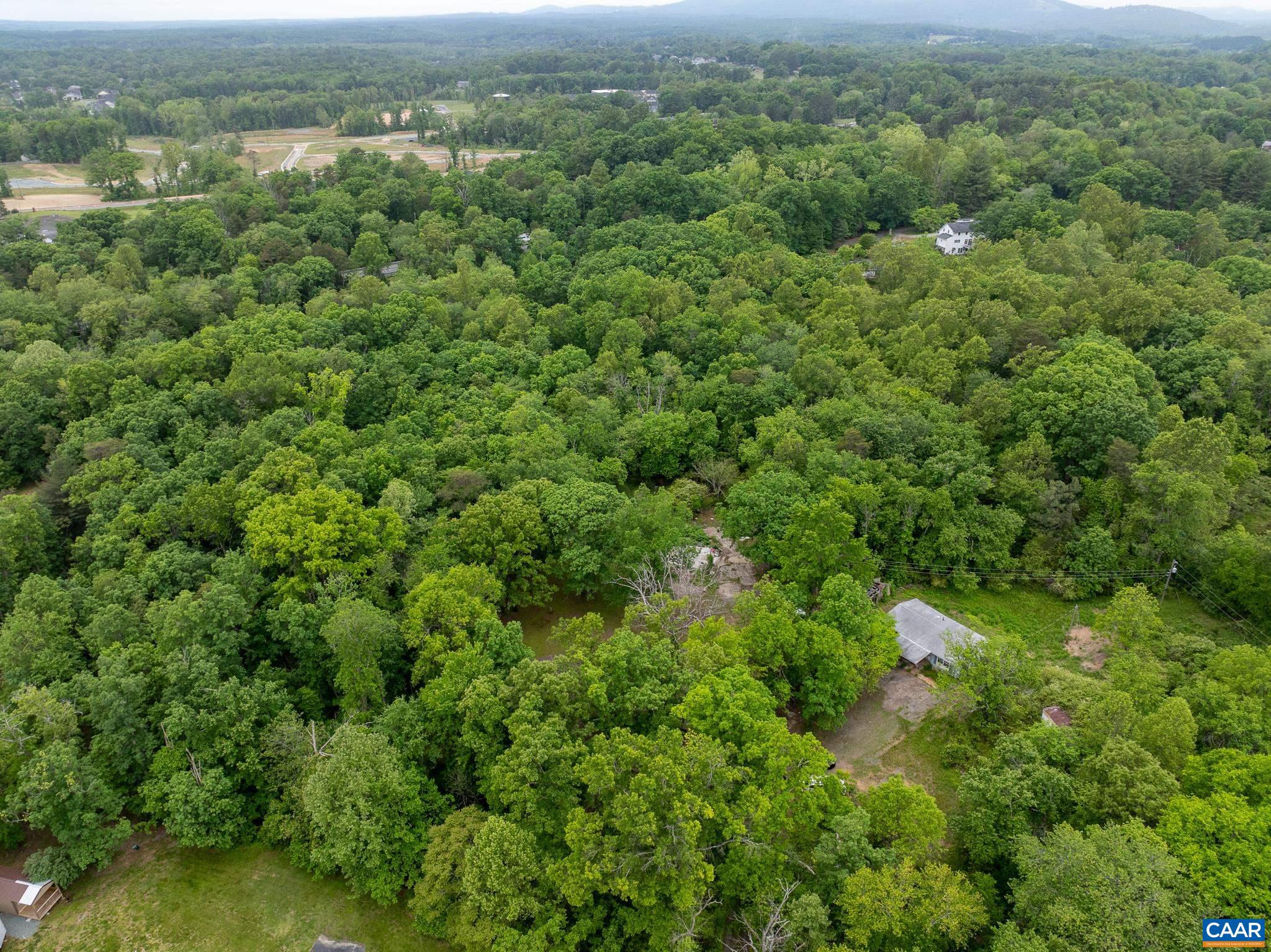 3849 EVERETTSVILLE LN, KESWICK, Virginia 22947, 4 Bedrooms Bedrooms, ,2 BathroomsBathrooms,Residential,3849 EVERETTSVILLE LN,664677 MLS # 664677