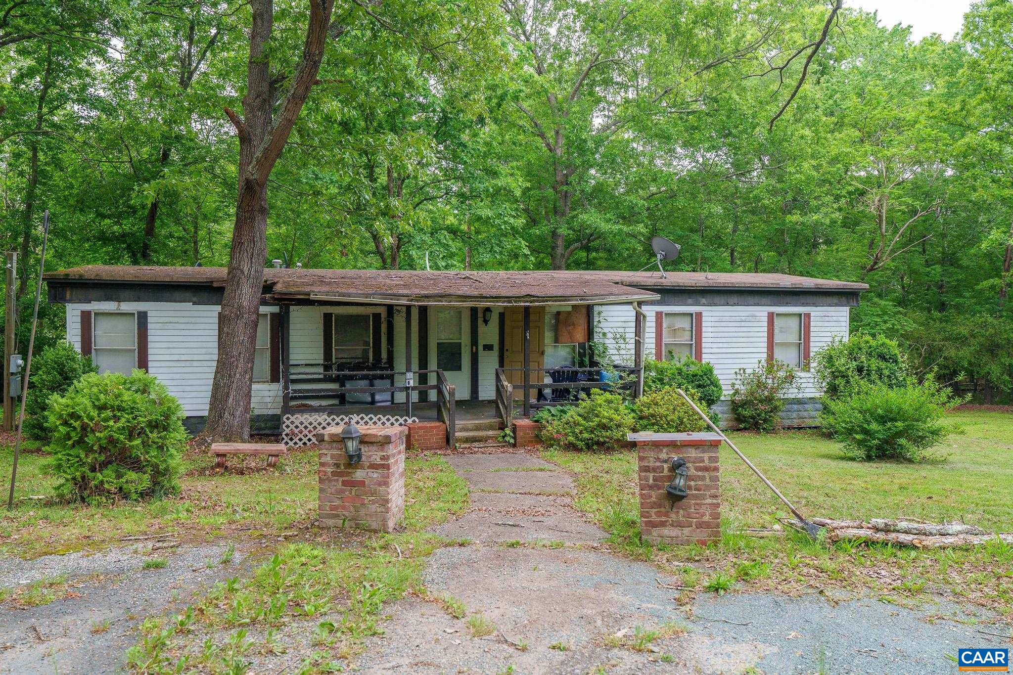 3849 EVERETTSVILLE LN, KESWICK, Virginia 22947, 4 Bedrooms Bedrooms, ,2 BathroomsBathrooms,Residential,3849 EVERETTSVILLE LN,664677 MLS # 664677