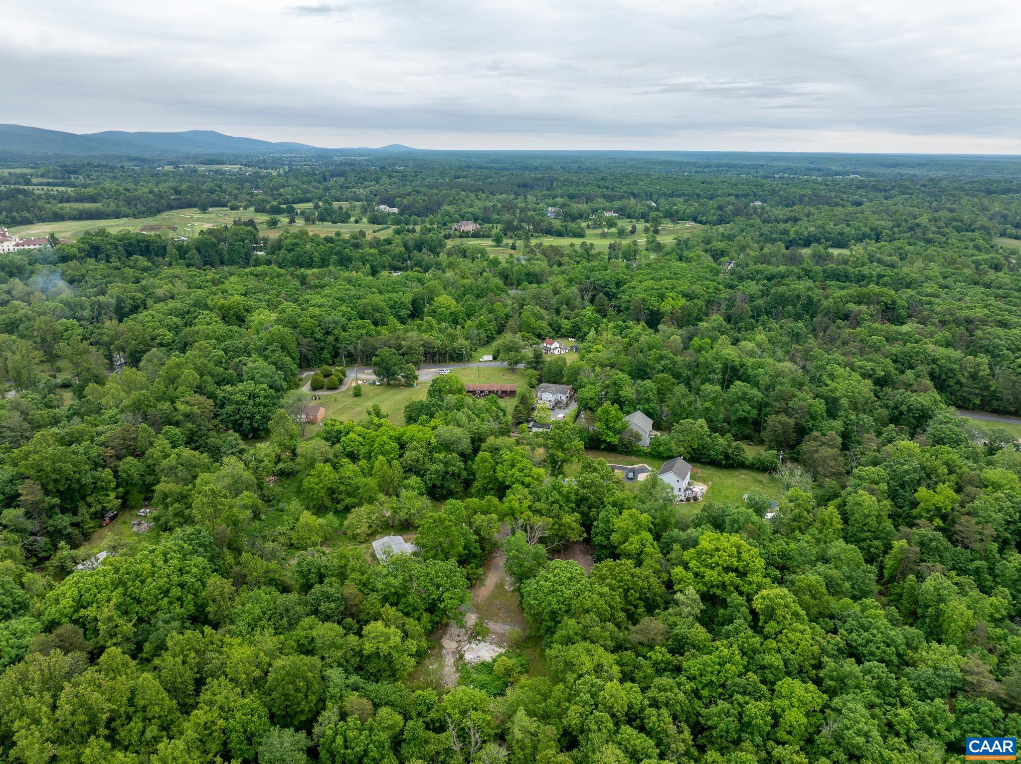 3849 EVERETTSVILLE LN, KESWICK, Virginia 22947, 4 Bedrooms Bedrooms, ,2 BathroomsBathrooms,Residential,3849 EVERETTSVILLE LN,664677 MLS # 664677
