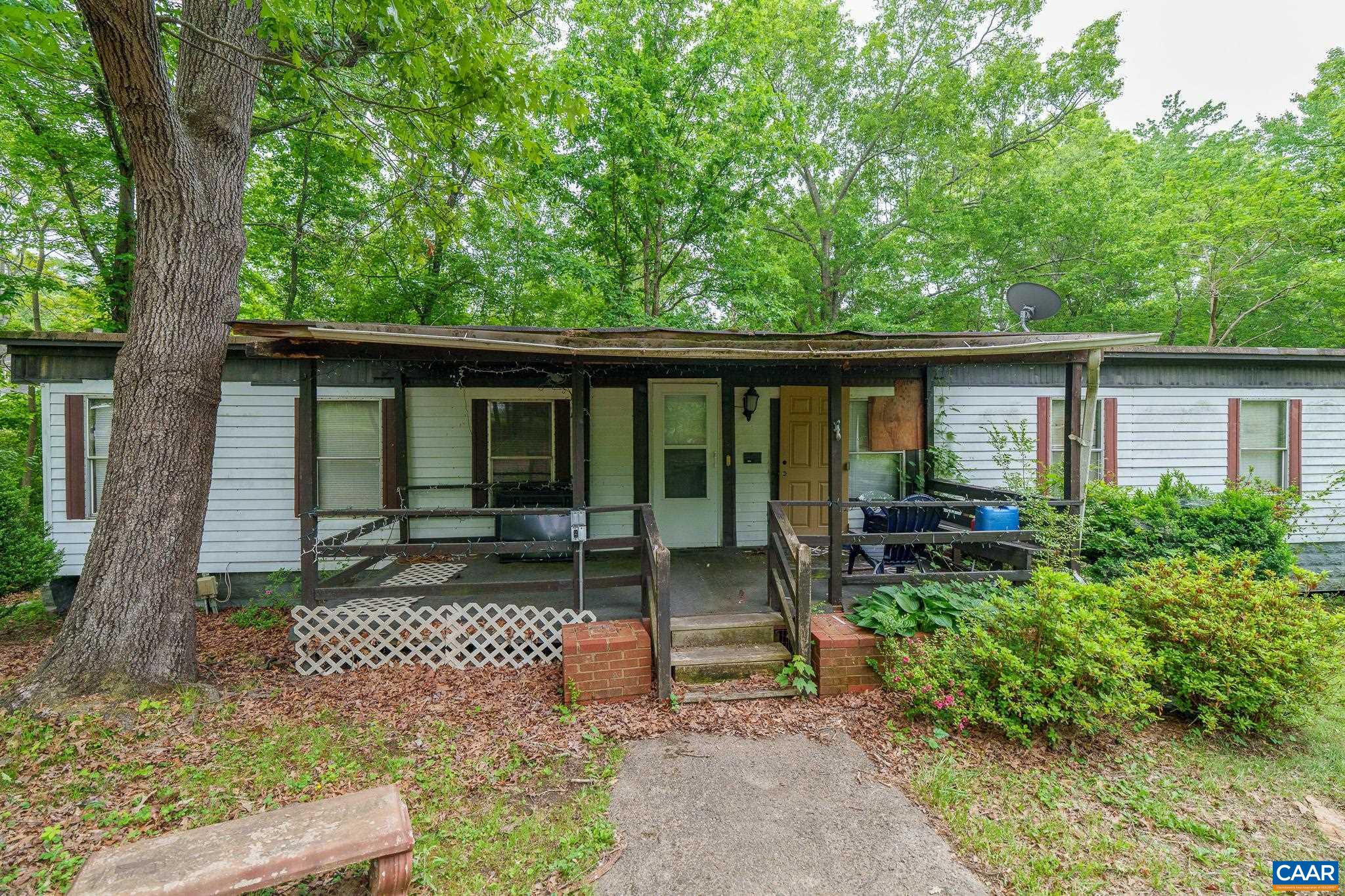 3849 EVERETTSVILLE LN, KESWICK, Virginia 22947, 4 Bedrooms Bedrooms, ,2 BathroomsBathrooms,Residential,3849 EVERETTSVILLE LN,664677 MLS # 664677