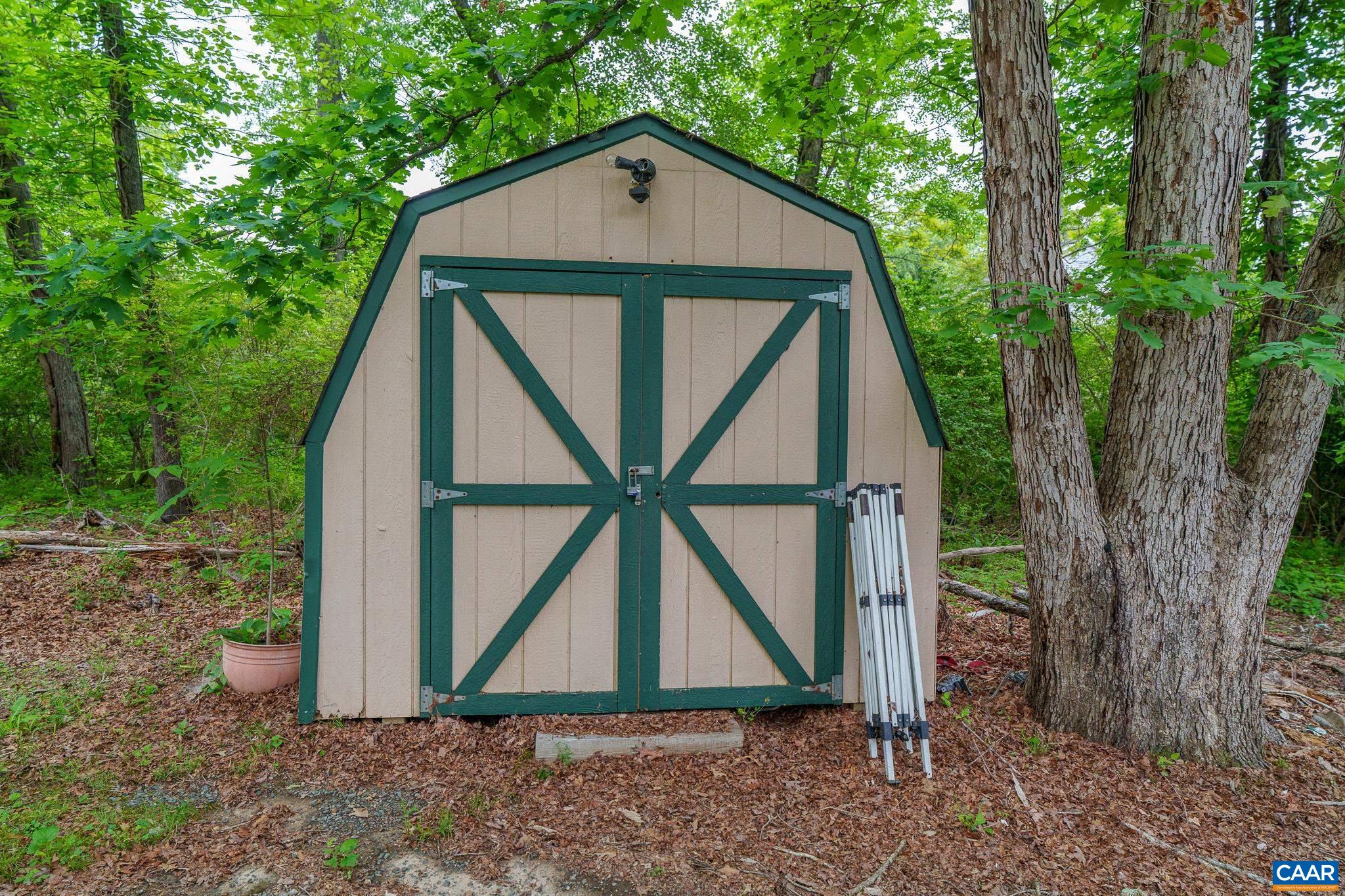 3849 EVERETTSVILLE LN, KESWICK, Virginia 22947, 4 Bedrooms Bedrooms, ,2 BathroomsBathrooms,Residential,3849 EVERETTSVILLE LN,664677 MLS # 664677
