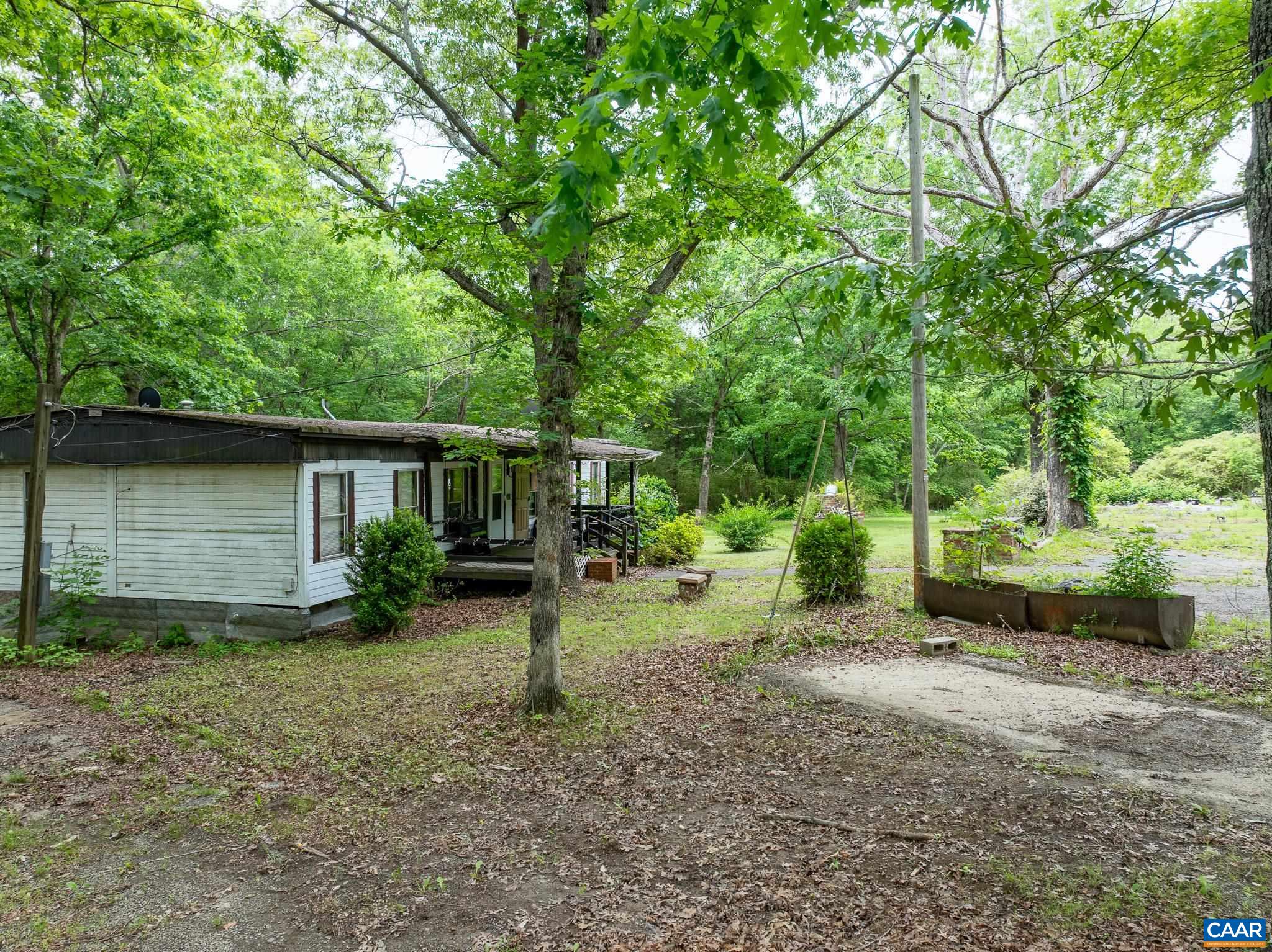 3849 EVERETTSVILLE LN, KESWICK, Virginia 22947, 4 Bedrooms Bedrooms, ,2 BathroomsBathrooms,Residential,3849 EVERETTSVILLE LN,664677 MLS # 664677